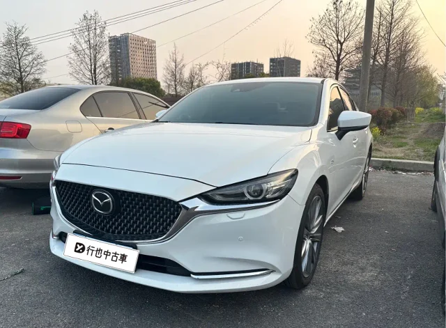 Mazda Atenza 2.5L Blue Sky Distinguished Edition