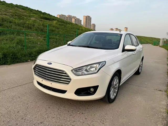 Ford Escort Happiness Edition 1.5L Auto Fashion Type