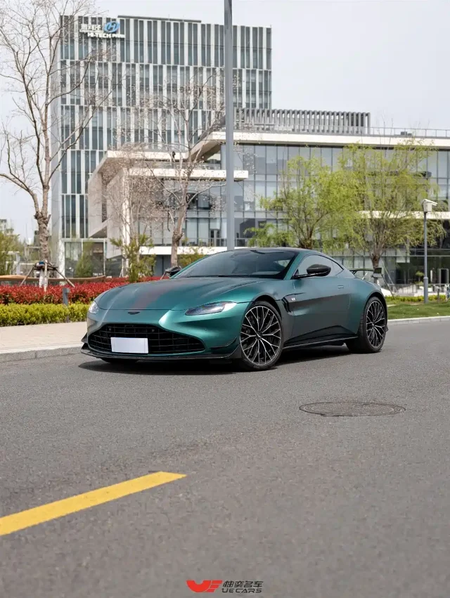 Aston Martin V8 Vantage 4.0T V8 F1 Edition Coupe