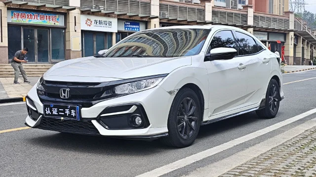 Honda Civic HATCHBACK 220TURBO CVT Cutting-Edge Fan
