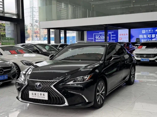 Lexus ES 300h Excellence Edition China V