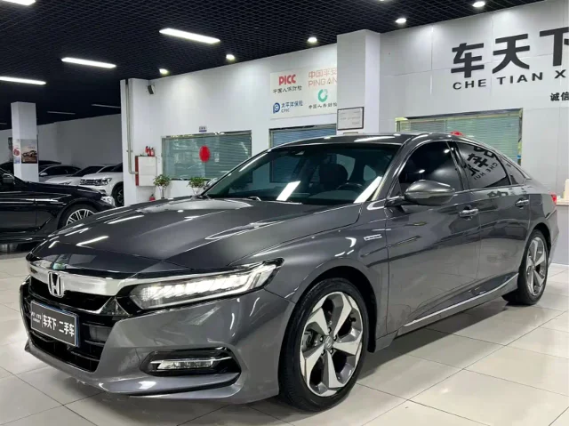 Honda Accord Sharp Hybrid 2.0L Sharp Smart Edition China VI