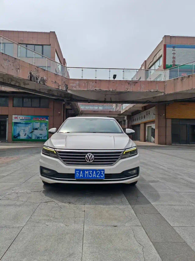 Volkswagen Lavida 280TSI DSG Luxury Edition China V