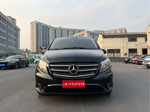 Mercedes-Benz Vito 2.0T Business Edition 7 seats