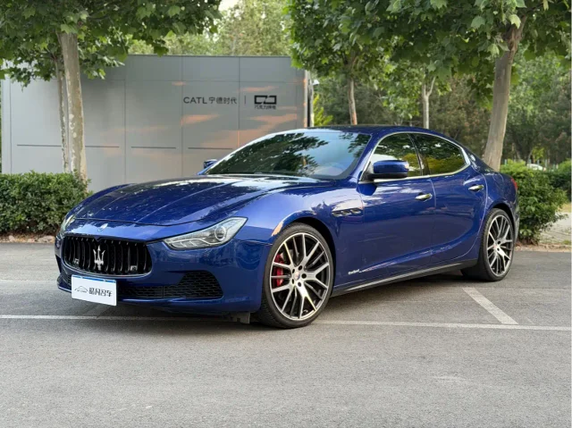Maserati Ghibli 3.0T Standard Edition