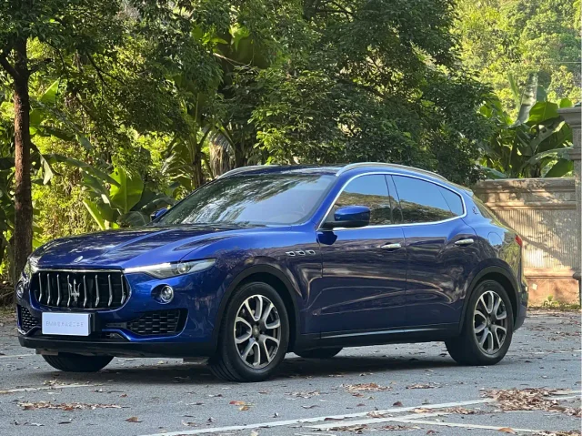 Maserati Levante 3.0T Standard Type