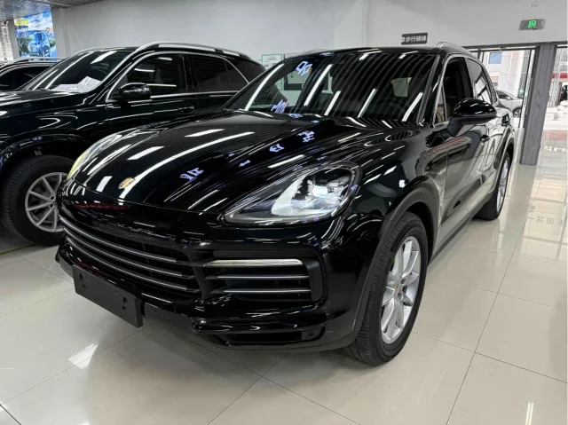 Porsche Cayenne Hybrid Cayenne E-Hybrid 2.0T