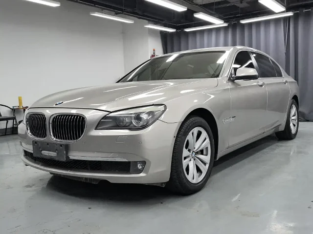 BMW 7 Series 730Li Luxury Type