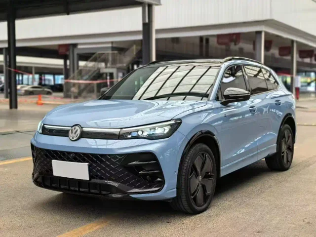 Volkswagen Tiguan L PRO 380TSI 4WD R-Line Smart Supreme Edition