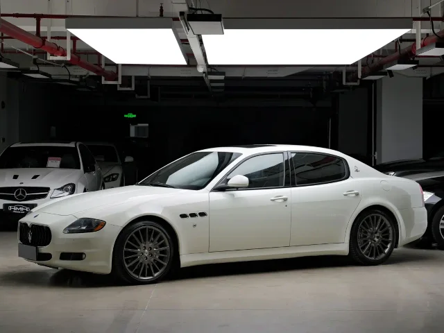Maserati Quattroporte 4.7L Sport Edition
