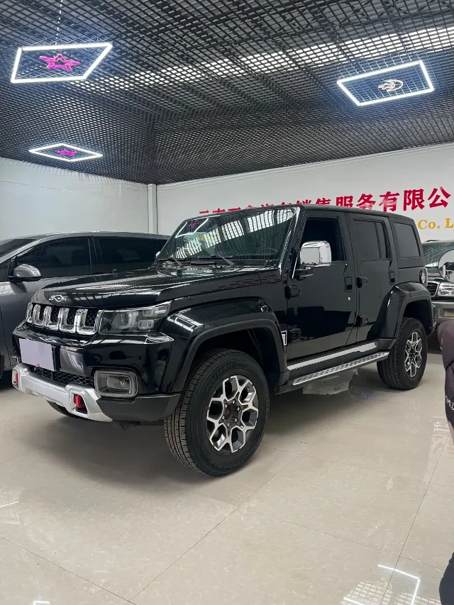 Beijing Off-Road BJ40 PLUS 2.3T Auto 4WD Premium Edition China VI