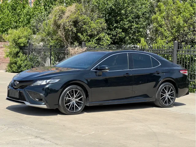 Toyota Camry 2.5S Sharp Fashion Edition