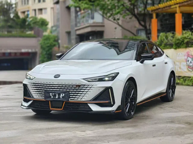 Changan UNI-V 1.5T Sport Edition
