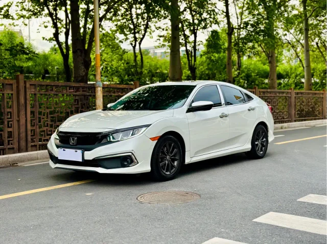 Honda Civic 220TURBO CVT Dynamic Dynamic Edition China VI