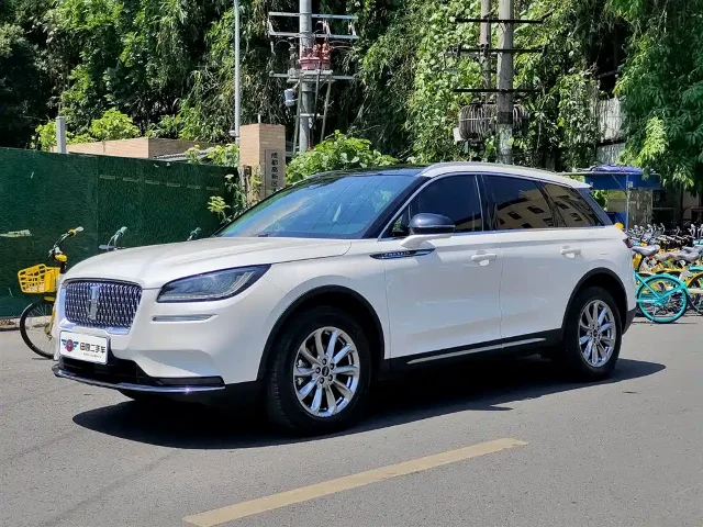 Lincoln Corsair 2.0T 2WD Premium Edition