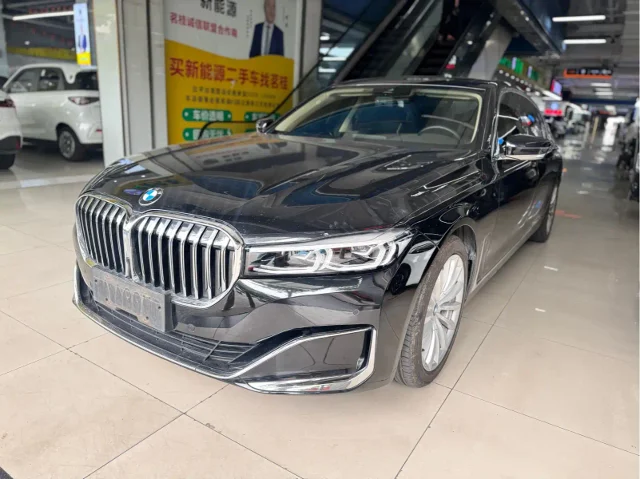 BMW 7 Series Facelift 730Li Luxury Package
