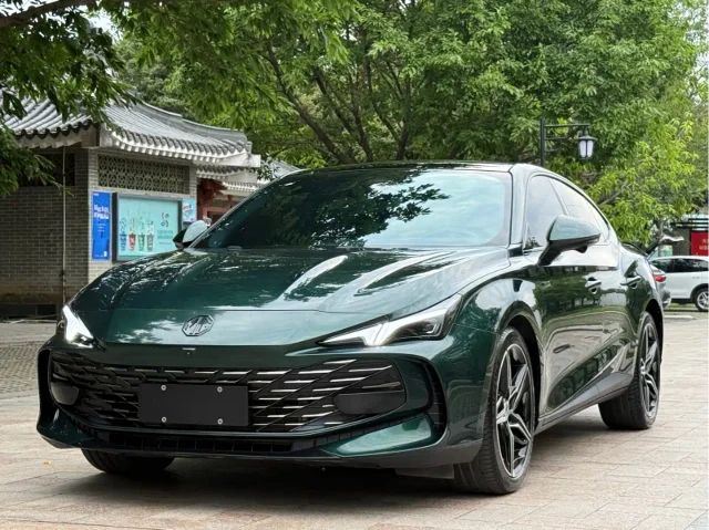 MG MG7 2.0T Auto Trophy+ Extreme Engine Shine World Edition