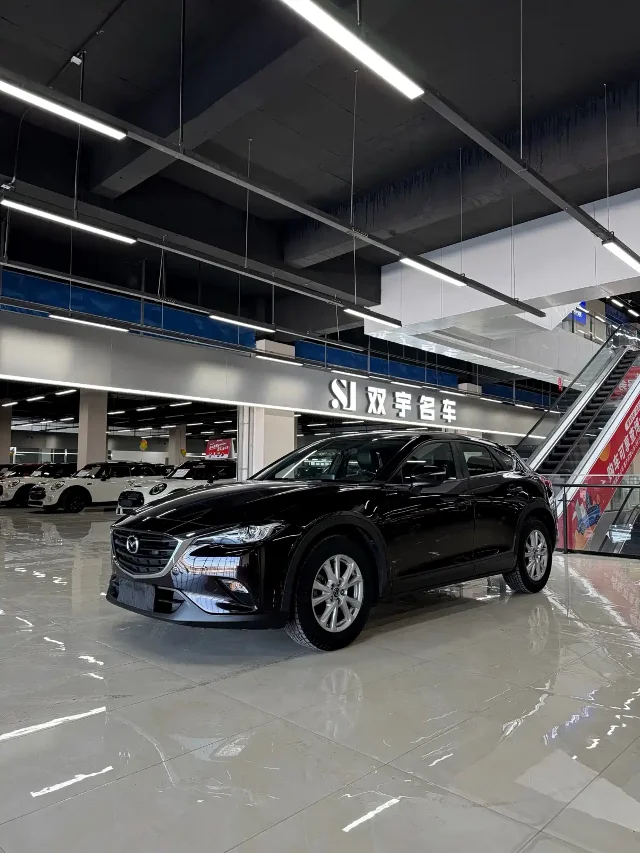 Mazda CX-4 2.0L Auto 2WD Blue Sky Vitality Edition China V