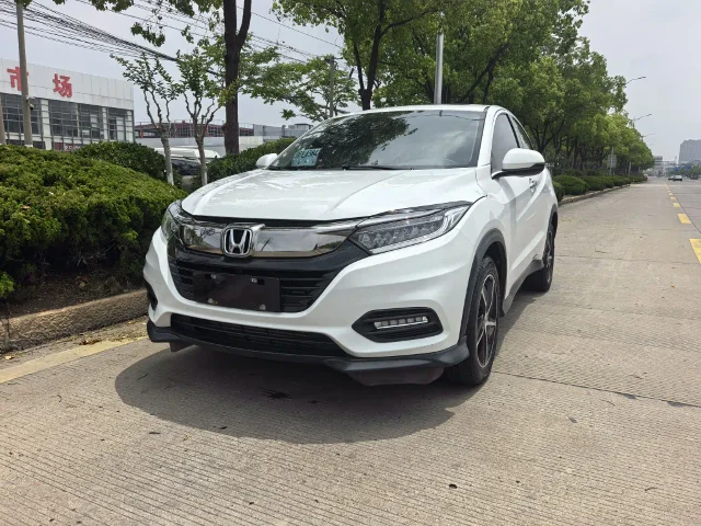 Honda Vezel 220 TURBO CVT Luxury Edition