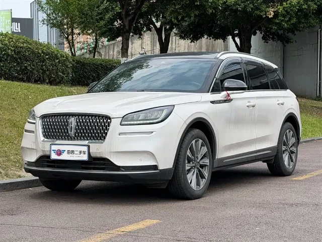 Lincoln Corsair 2.0T 2WD Elegant Edition