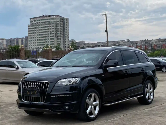 Audi Q7 35 TFSI Sport Type