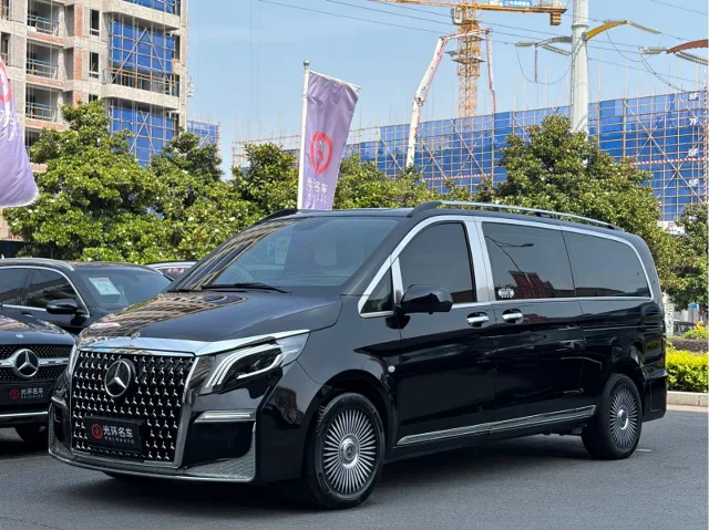 Mercedes-Benz Vito 2.0T Business Edition 7 seats