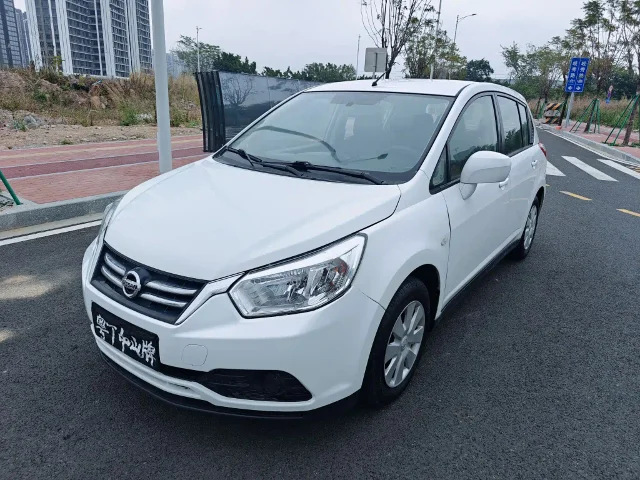 Venucia R50 1.6L Manual Fashion Edition