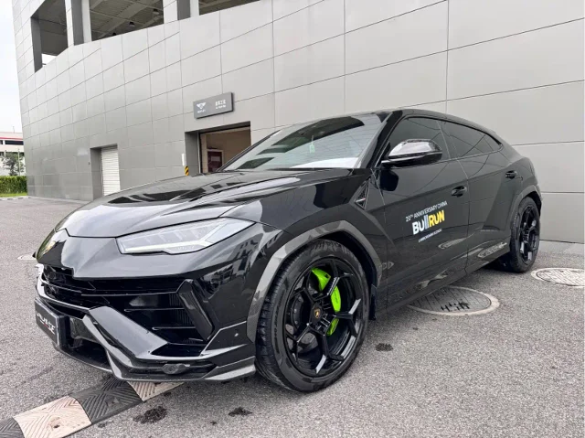 Lamborghini Urus 4.0T V8 Performante