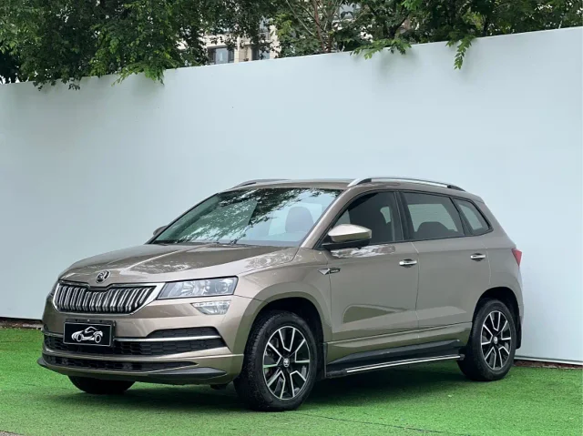 Skoda Karoq TSI280 Premium Edition