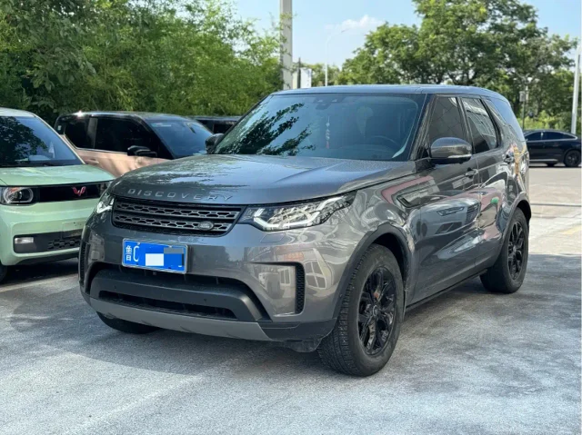 Land Rover Discovery 2.0T SE