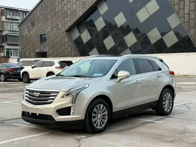 Cadillac XT5 28T 4WD Luxury Type