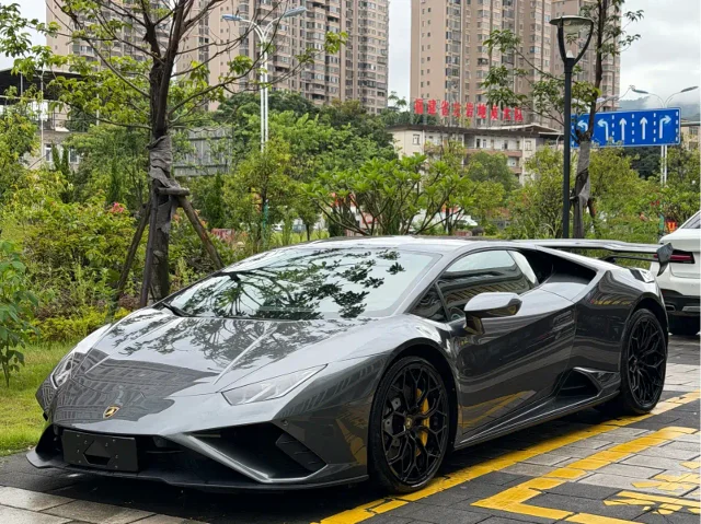 Lamborghini Huracán Huracán EVO RWD
