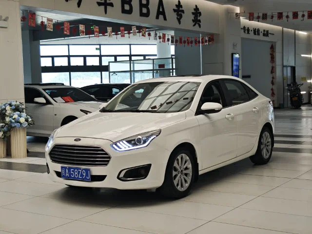 Ford Escort 1.5L Auto Fashion Type