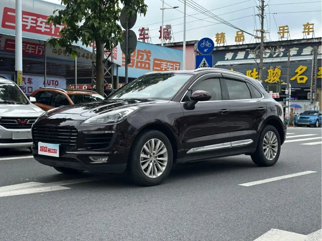 Zotye SR9 2.0T Auto Ultimate Light Edition