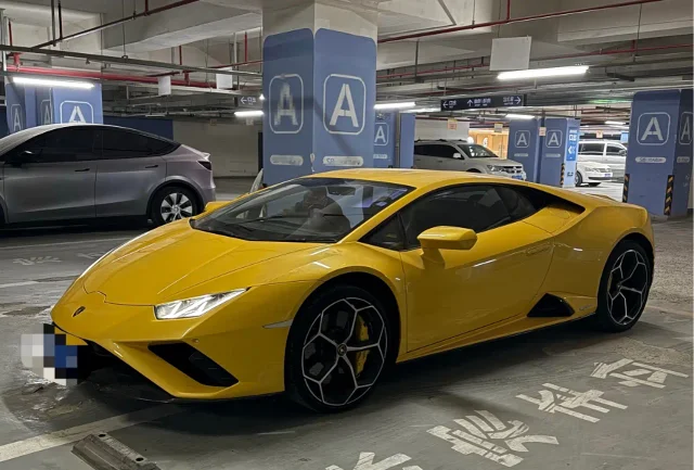 Lamborghini Huracán Huracán EVO RWD