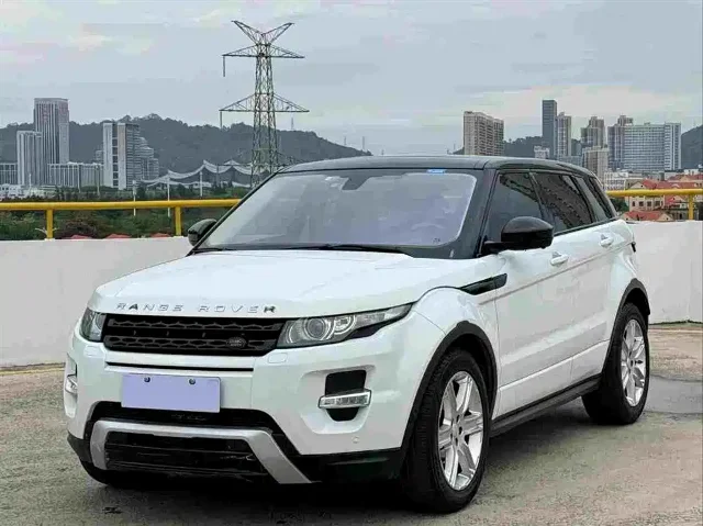 Land Rover Evoque 2.0T 5-door Sharp Dynamic Edition