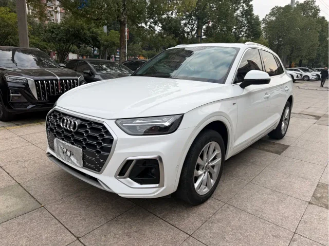 Audi Q5L 40 TFSI Luxury Dynamic Type