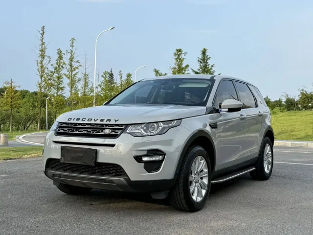 Land Rover Discovery Sport 240PS SE Edition