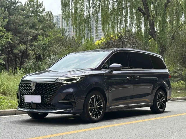 Roewe iMAX8 400TGI Flagship Edition