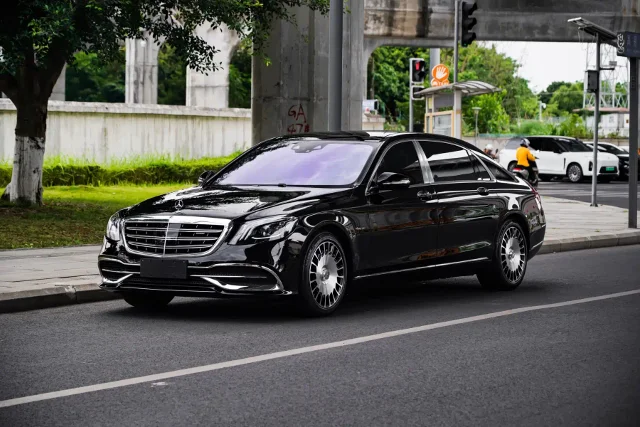 Mercedes-Benz Maybach S-Class S 560 4MATIC