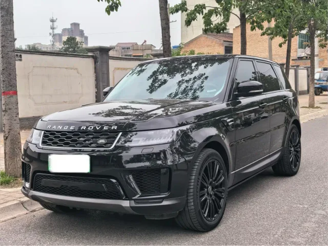 Land Rover Range Rover Sport PHEV P400e SE