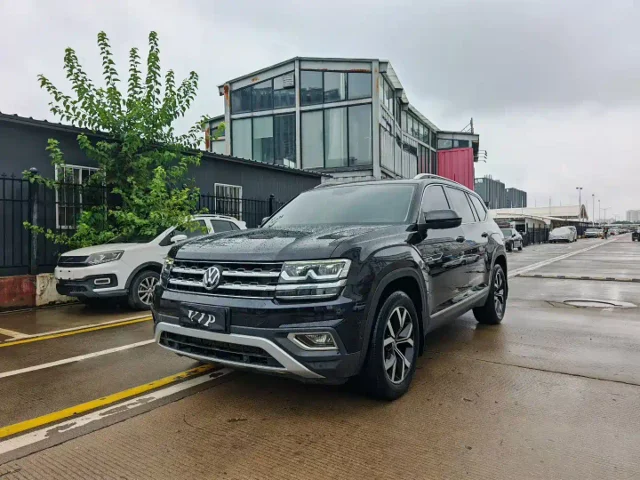 Volkswagen Teramont 330TSI 2WD Luxury Edition
