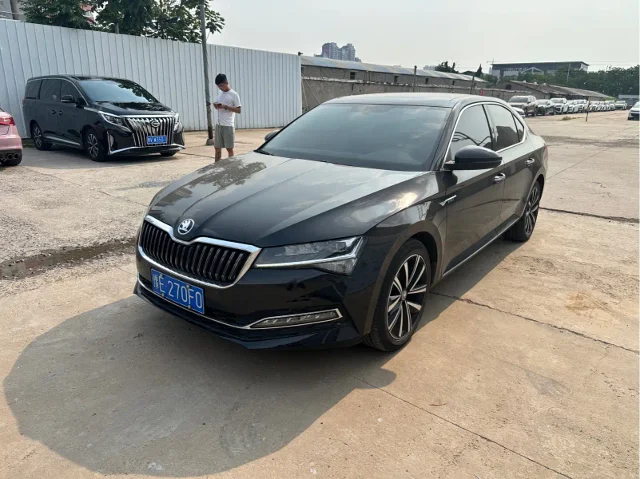 Skoda Superb Facelift TSI280 DSG Premium Edition