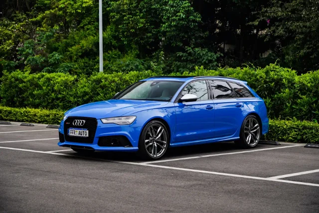 Audi RS 6 RS 6 4.0T Avant Premium Sport Limited Edition