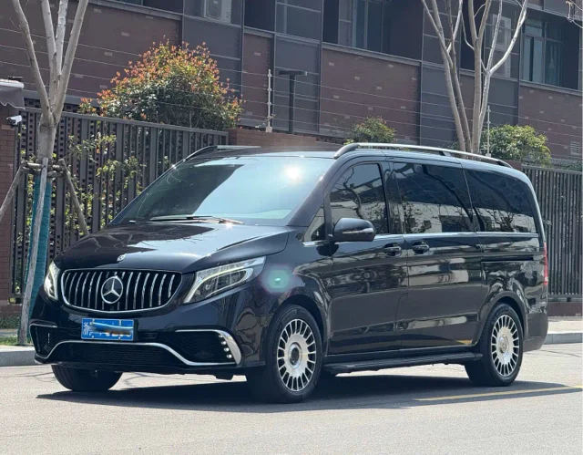 Mercedes-Benz V-Class V 260 Navigator Edition China VI