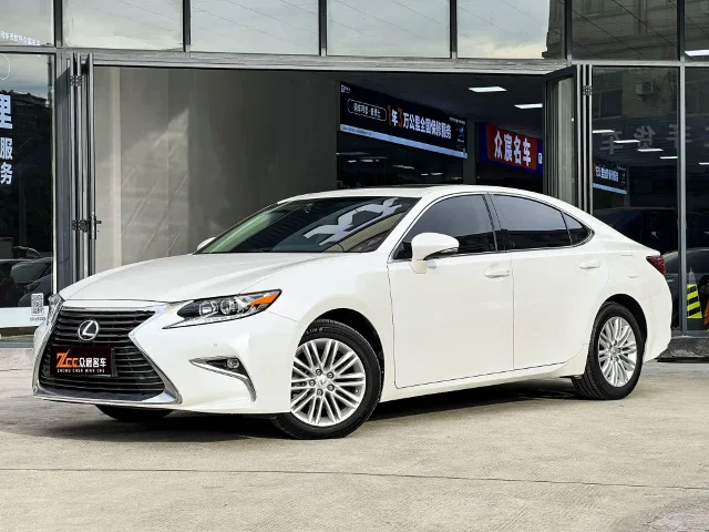 Lexus ES 250 Classic Edition