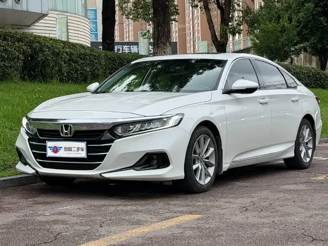 Honda Accord 260TURBO Luxury Edition