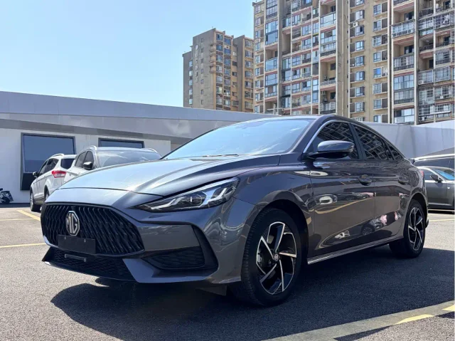 MG MG5 300TGI DCT Trend Plus Luxury Enjoy Edition