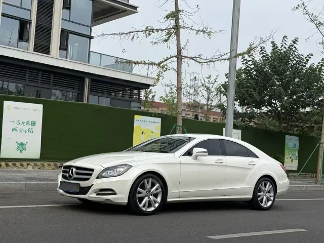 Mercedes-Benz CLS CLS 300 CGI
