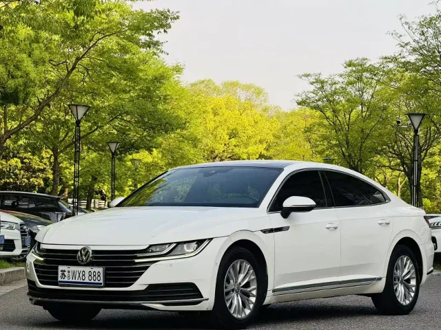 Volkswagen CC 330TSI Charm Beauty Edition China VI